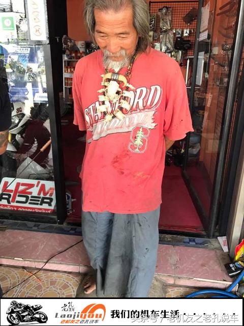 乞丐老头60万泰铢买哈雷摩托圆梦，这才是真正的机车爱好者