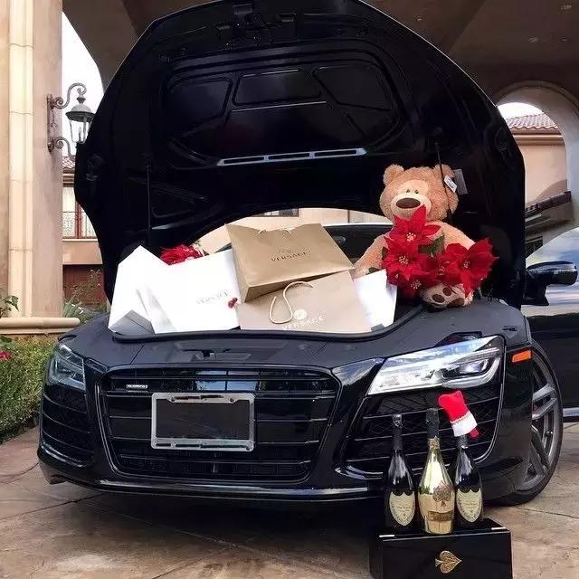 淘宝买的豪车钥匙,别羡慕别人的宝马