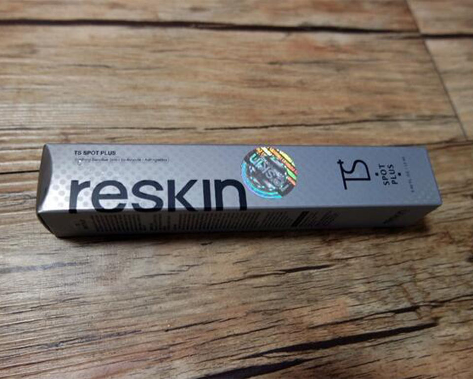 脖子后面长痘痘的原因女生,脖子后面长痘痘怎么办不疼