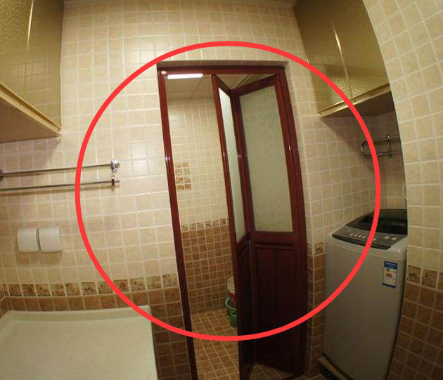 卫生间平开门改移门最简单的方法,厕所平开门改折叠门