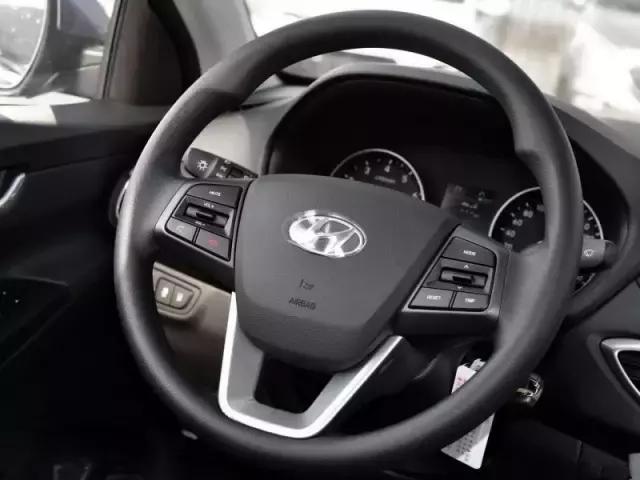 2022款全新现代悦动,现代2018款全新悦动