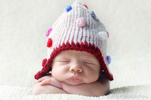 新生儿黄疸高怎么治疗好得快,新生儿胸部黄疸正常脸部黄疸偏高