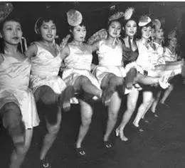 用百雀羚的上海女人们，对抗得了时间，却对抗不了时代