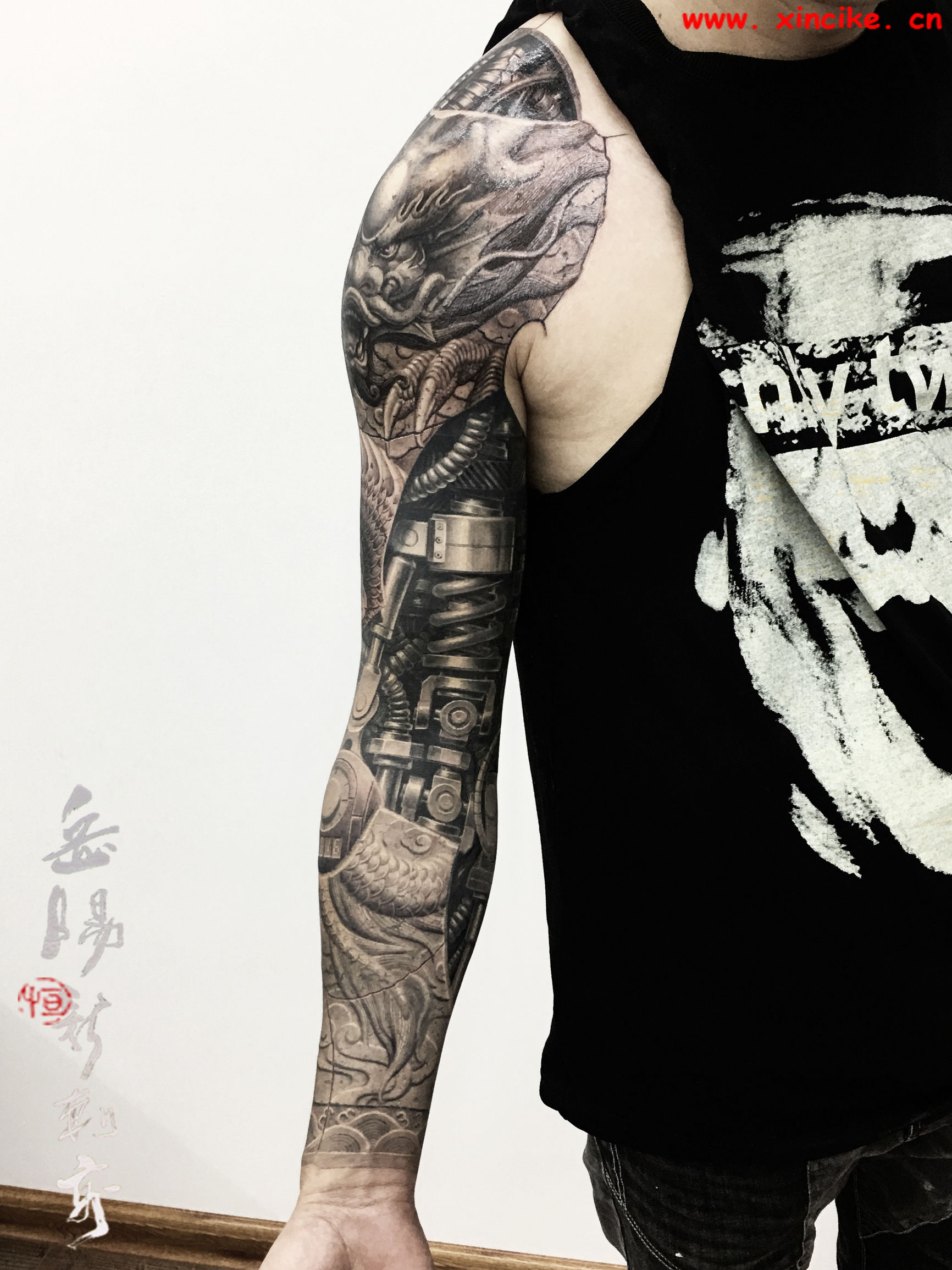 岳阳新刺客纹身图,岳阳新刺客花臂纹身作品