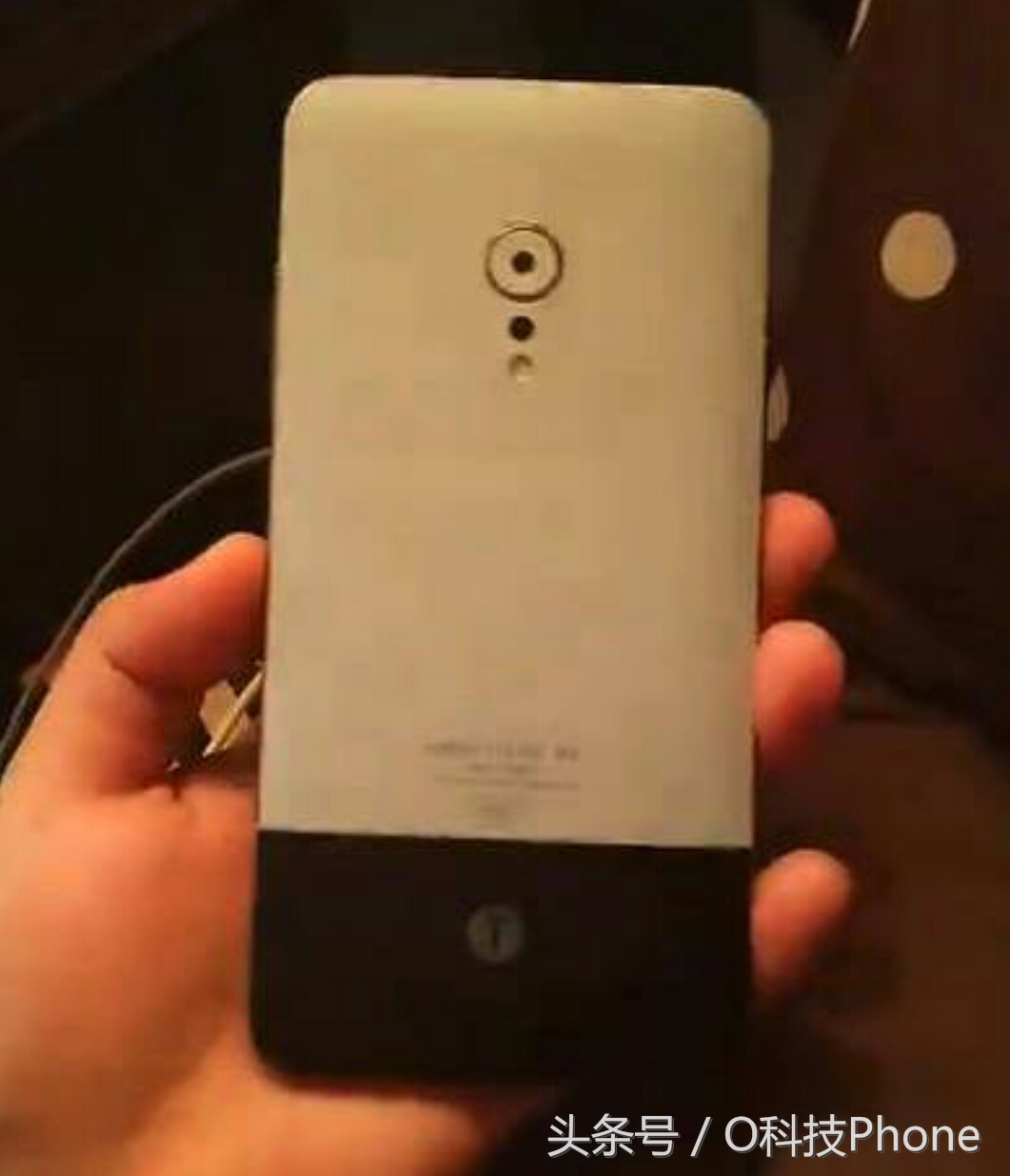 锤子坚果r2美颜效果,锤子手机有多惊艳