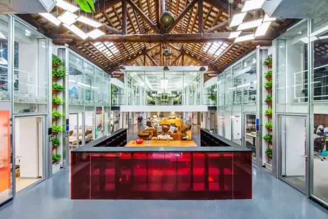 友话说｜VI设计没你想的那么简单，如何诠释空间的极致才是王道「设计联·1617期」