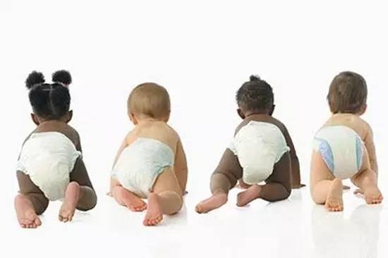 如何选购正品纸尿裤,怎么选择进口婴儿纸尿裤