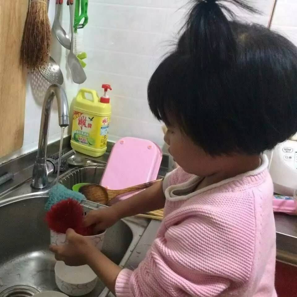 大奖揭晓｜劳动节的水孩子，“萌宝爱劳动”投票结果大揭晓！