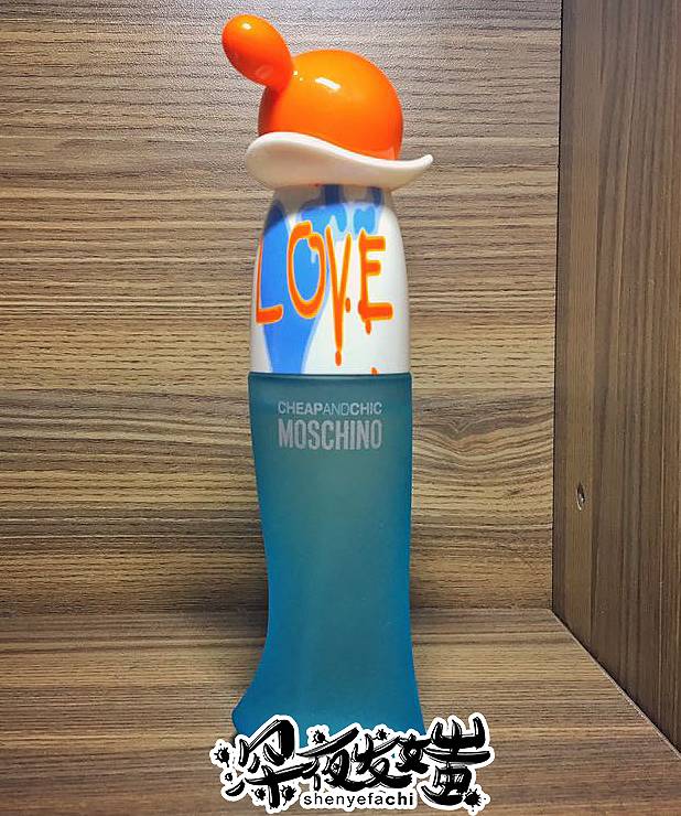 为什么买那么贵的香水,为什么买的香水和小样不一样