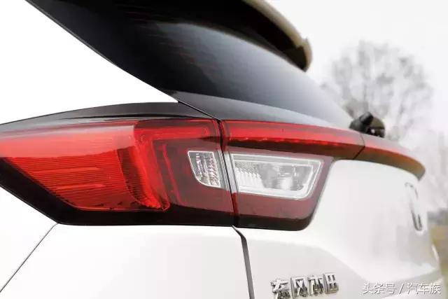 名爵zs和哈弗h2s哪个更值得,以一敌二不落下风