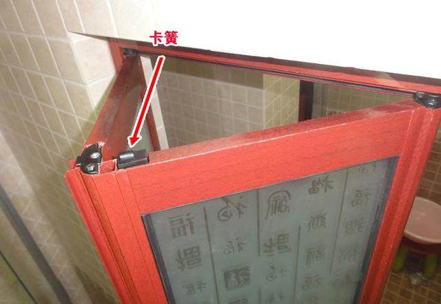 卫生间平开门改移门最简单的方法,厕所平开门改折叠门