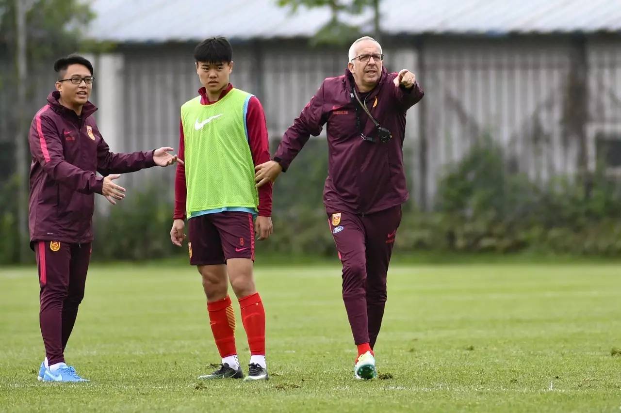 U系列-U20男足西安集训马达洛尼强调“希望”