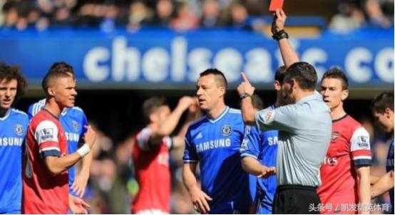 他是球场上最可怕的人，如今却被人说成缺心眼！