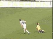 疯狂的足球2020搞笑视频,爆笑足球搞笑视频加搞笑配音