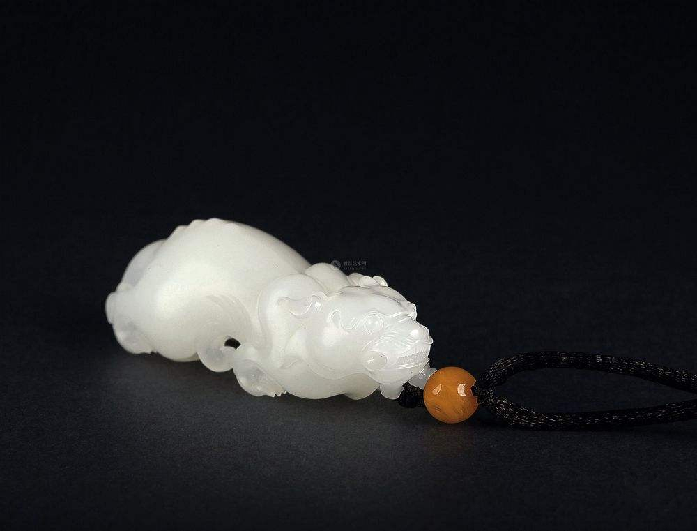 饰品风格搭配图片,饰品绿色与紫色搭配