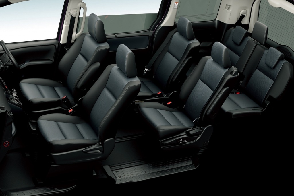 埃尔法与宝骏730,丰田缩小车型