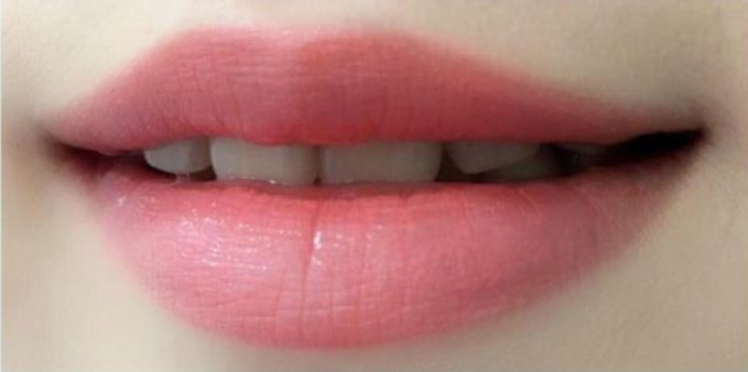 自然纯真才是王道，猫小兔教你打造甜美约会妆