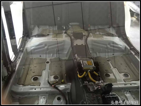 丰田皇冠14代全车隔音改装喇叭,丰田皇冠音响隔音升级