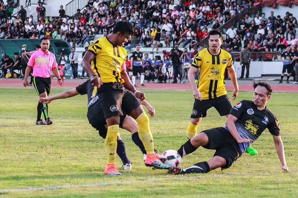 播求高扫踢完整视频,播求拿出所有钱赌一龙三番战视频