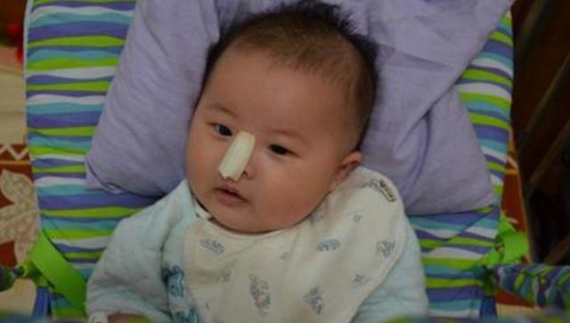 宝宝感冒不吃药妈妈只能使绝招,宝宝感冒三天都没怎么吃