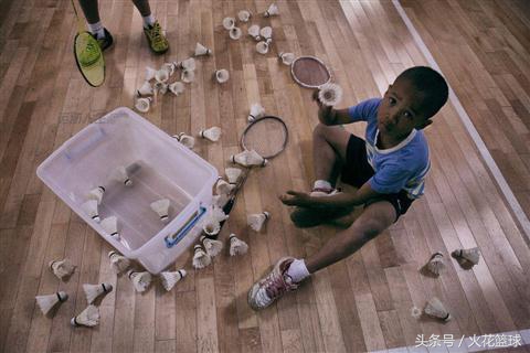 中国体坛黑人混血球员，多是孤儿和单亲，梦想披上国家队战袍