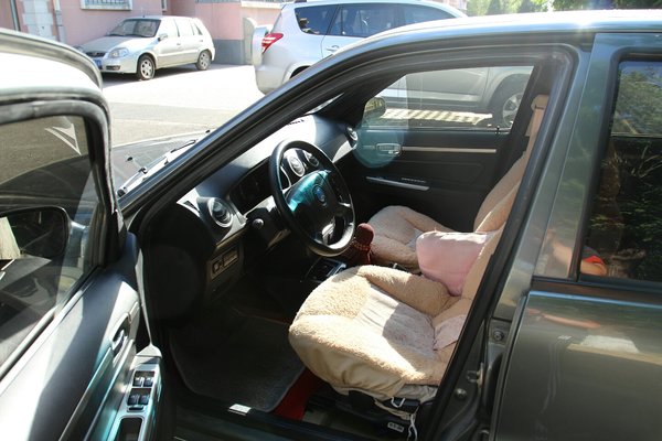 7000元买个二手09吉利自由舰,二手吉利自由舰为什么那么便宜