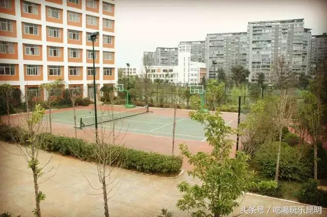 昆八中介绍,再见八中