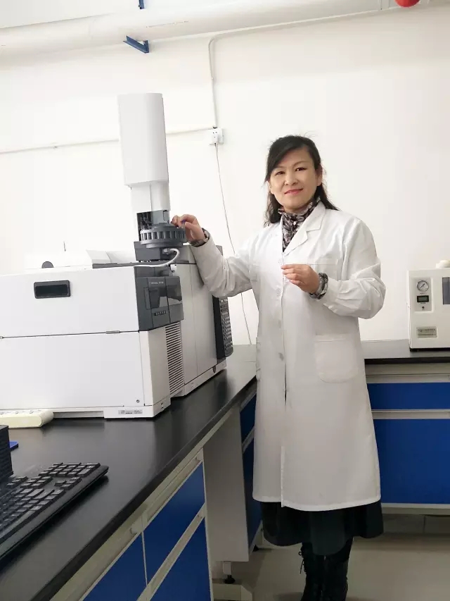 工匠风采：摘金夺银的奇女子——记中国白酒工艺大师胡风艳