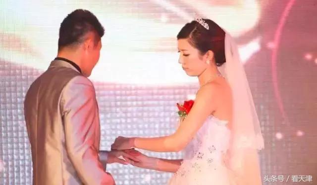 天津泰达权健太太团大pk！球员太太原来那么美！