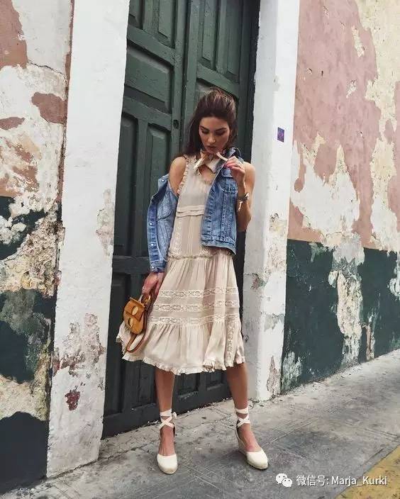 小方巾的时尚搭配,小方巾怎么系有高级感