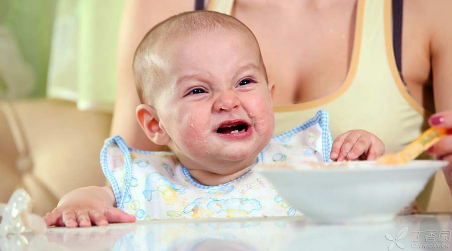 宝宝食物过敏的原因及解决方法,宝宝出现这些症状家长一定要注意