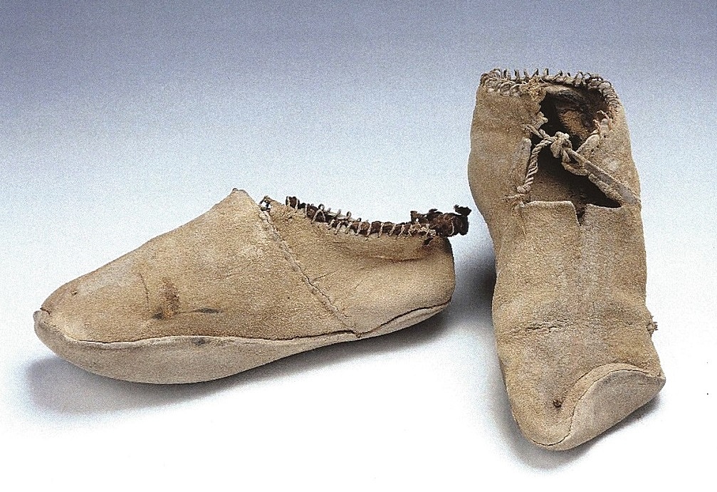 要走出的一条“丝绸之路”，怎能少的了一双西域的潮鞋？