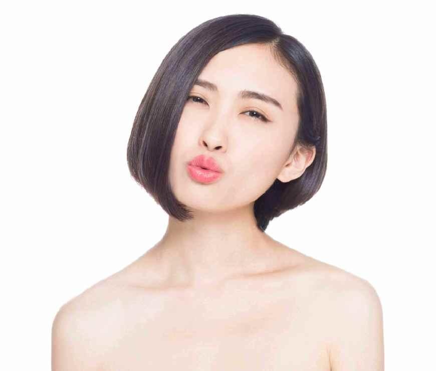 假体隆鼻感染过程,假体隆鼻后感染有哪些症状