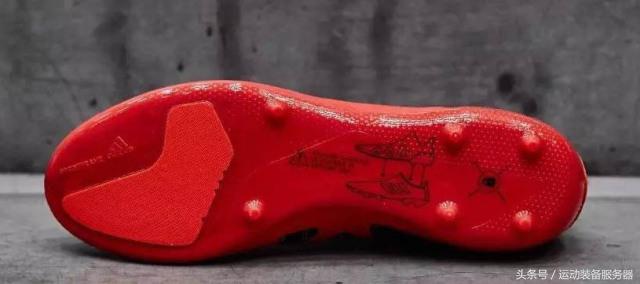 买不起正品足球鞋,glitchtf足球鞋