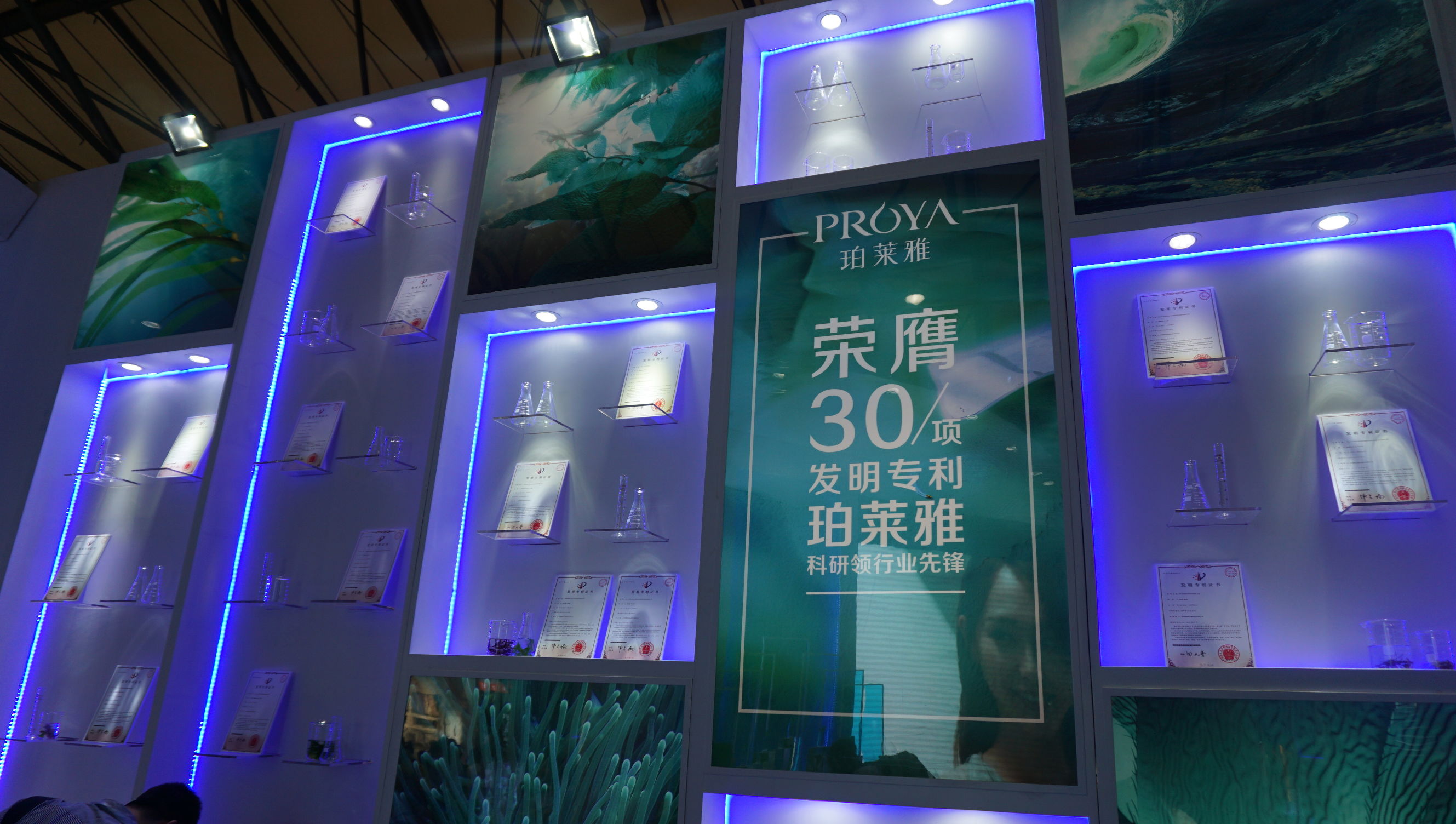 我拍了3000张照片，选出了CBE的各路担当