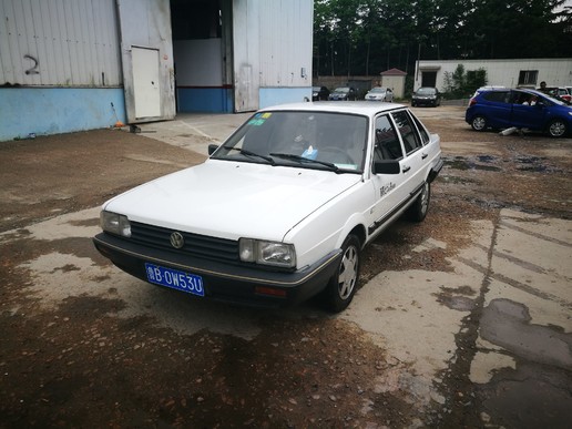 桑塔纳4万多,桑塔纳4000现在值多少钱