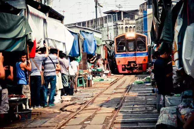 问爸妈要钱就是天经地义,问爸妈要钱旅游的理由