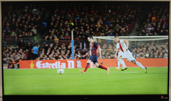 一台电视,一台电视一台投影