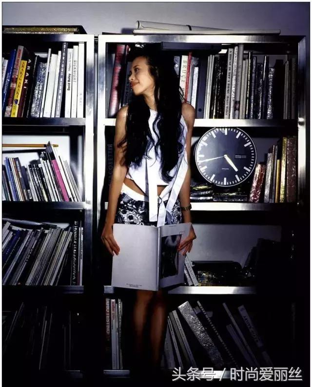 他把妹妹莫文蔚的声音做成戒指送她，定制“会说话”的告白礼物！