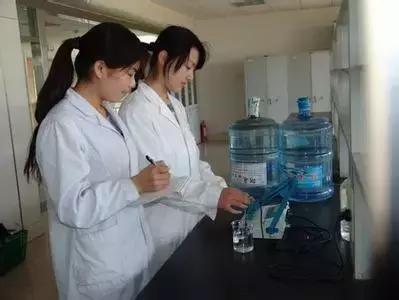 夏季车辆防自燃注意安全事项,夏季车辆自燃高发原因