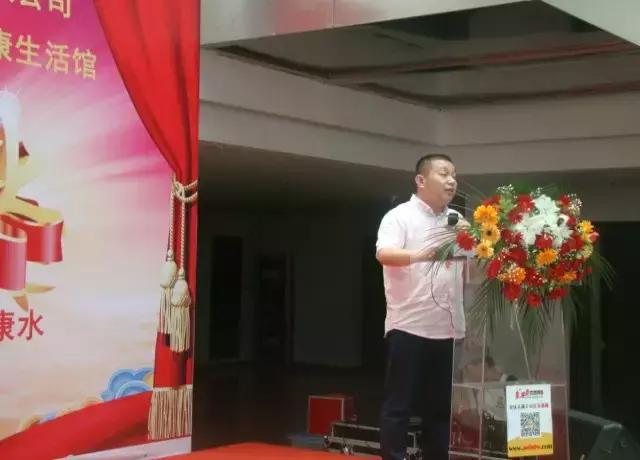 虹泰家具运营中心,安庆市虹泰新材料有限责任公司