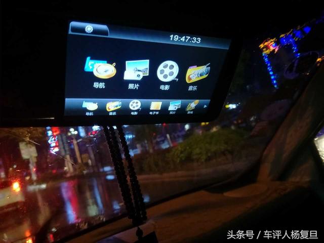 1万左右后排能放平的车,b级空间大动力足的轿车