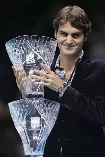 费德勒球衣演变,费德勒发型