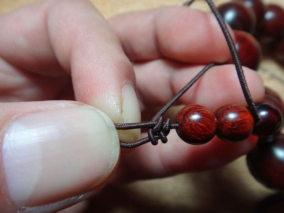 佛珠绳子断了去哪里修,佛珠绳子断了怎么办