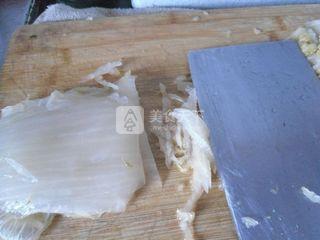 炒菜时关火放味精做法,味精和鸡精放进去多长时间关火