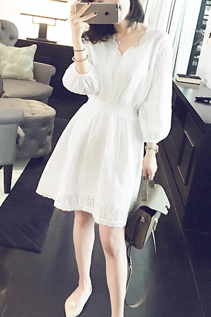 女士秋天连衣裙30-40岁,秋天必买的4款连衣裙时髦又好看