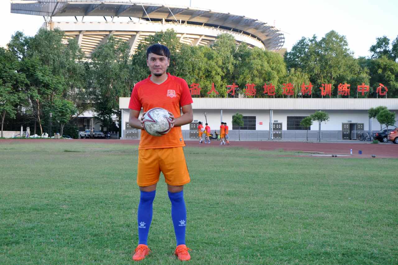 河南职业足球队有哪些,河南豫冠足球