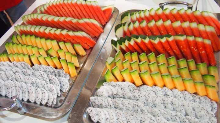 鑻忓畞鎬婚儴澶фゼ,闇囨捈鐩村嚮