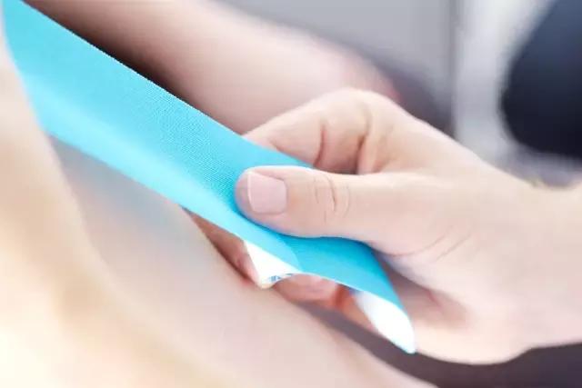 服务奥运冠军的运动防护大咖老师教你正确使用肌贴