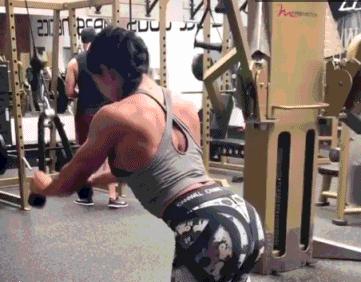 一个完整的背部训练计划干货,背部增肌训练需要几个动作